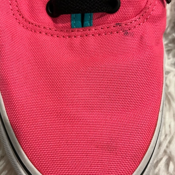 Hot pink vintage style Vans sneakers 90s - Picture 2 of 7